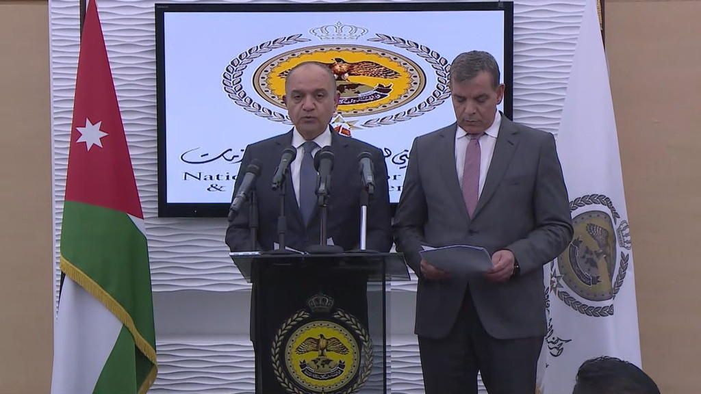 العضايلة :حملة التصاريح لا يسمح لهم بدخول إربد أو الخروج منها