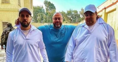 شيكو وهشام ماجد ومعتز التونى فى كواليس "اللعبة 3”