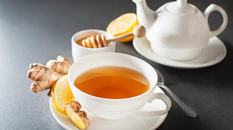 مزيج لمحاربة البرد ..  العلم يكشف قوة الزنجبيل والليمون والعسل