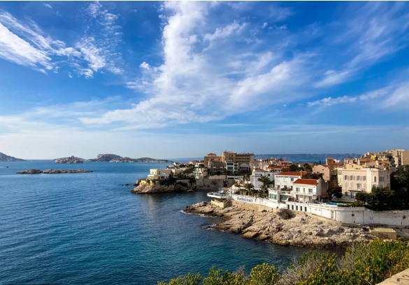 البحر والطبيعة: أجمل بقاع السباحة حول مارسيليا