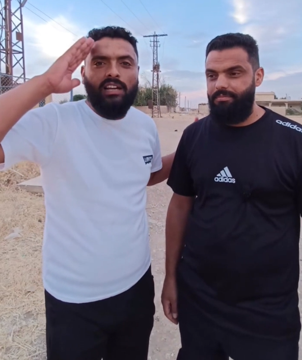 بالفيديو  ..  السوريان حاتم ومشعل يعتذران للأردنيين ويوضحان حقيقة فيديو المعتمر السوري 