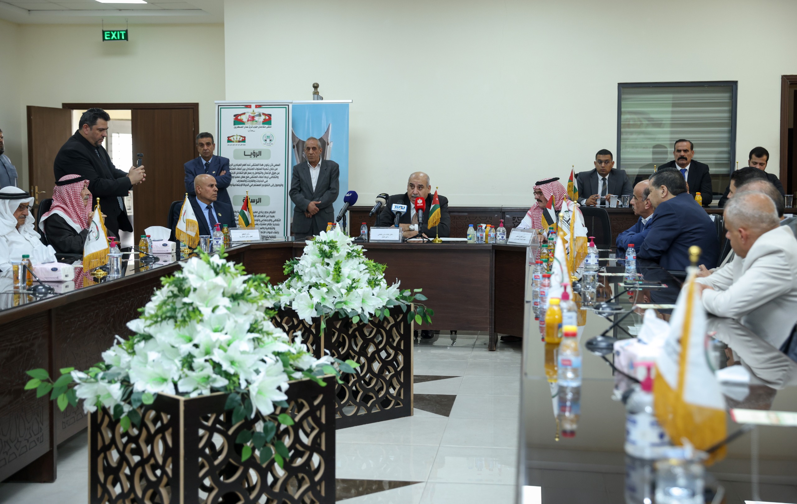 ملتقى متقاعدي جنوب شرق عمان العسكريين سحاب يحتفل بعيد الاستقلال 80