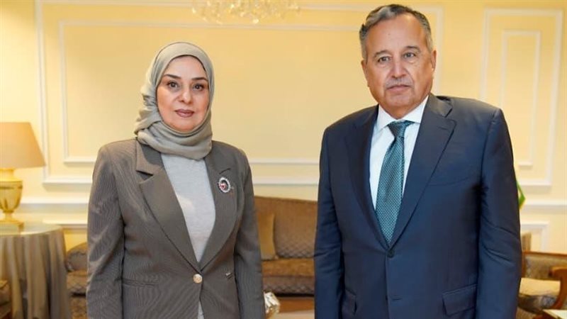 أمين عام جامعة الدول العربية يستقبل سفيرة البحرين لتعزيز التضامن والتعاون العربي
