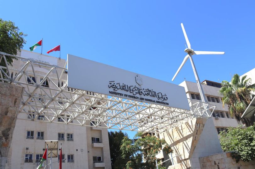 ‏الحكومة تتخذ الإجراءات اللازمة لضمان استدامة المخزون والتزود بالوقود البديل لمدة 20 يومًا