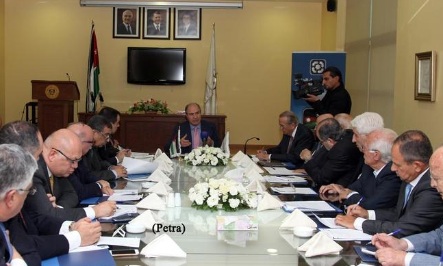 الملقي: أولوية العطاءات الحكومية للشركات التي توظف أردنيين