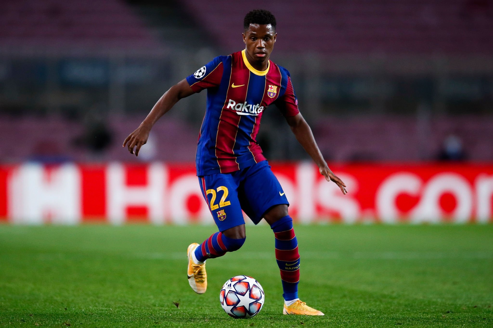 برشلونة يتلقى خبر سار  ..  تفاصيل 