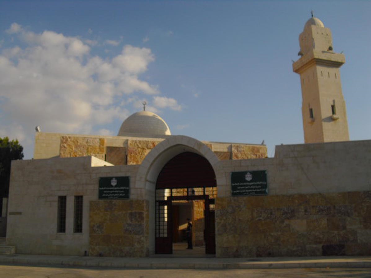  بكلفة 100 الف دينار  ..  آذان موحد لمساجد الأغوار الشمالية