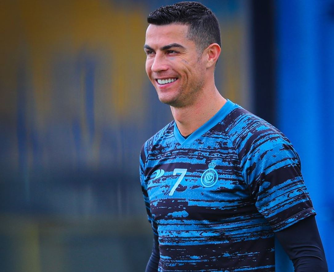 الهلال يواجه الاتحاد للإبقاء على آمال رونالدو في التتويج بلقب الدوري السعودي