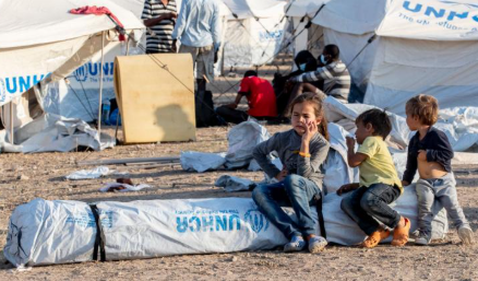 مفوضية اللاجئين تلغي 3500 وظيفة بسبب نقص التمويل