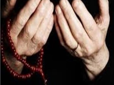 دعوات أمي عليّ عسرت حياتي وأوقفتها، فماذا أفعل؟