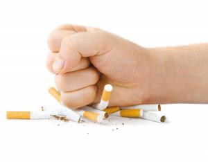 مختصون: الإقلاع عن التدخين يحسن الصحة النفسية