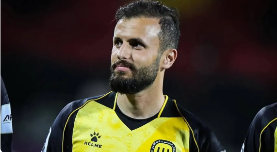 "صيصا" يشعل مطالب الجماهير ..  ومطالبات بضمه إلى المنتخب في كأس العالم