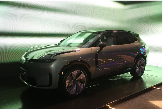 مجموعة البستنجي تطلق علامة Lynk & Co في الأردن وتكشف عن Lynk & Co 900 في حدث استثنائي يعيد تعريف تجارب إطلاق السيارات