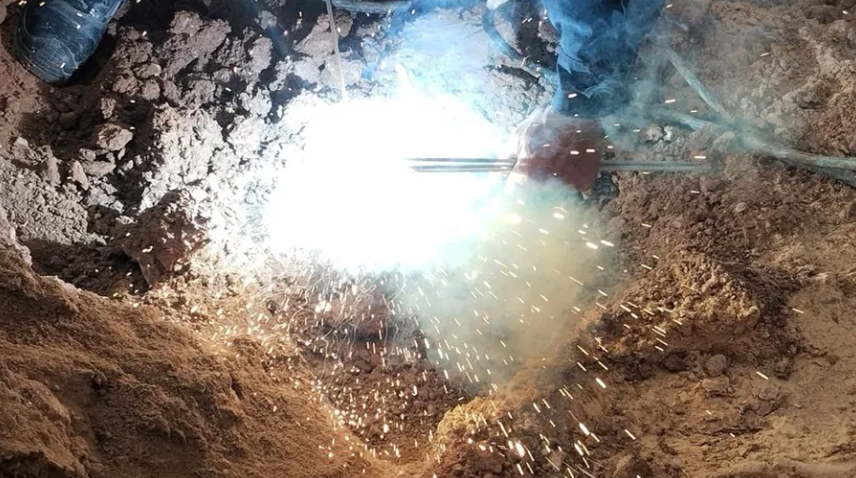 المياه: حملة أمنية لضبط اعتداءات على خطوط رئيسية في الموقر