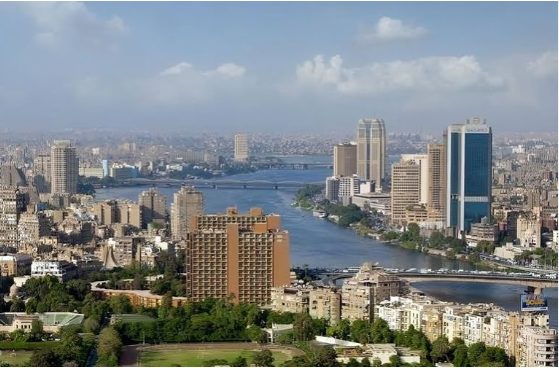 الأرصاد المصرية تحذر من موجة حارة ..  الرطوبة تصل إلى 100%