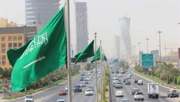 السعودية: تمديد صلاحية الإقامات وتأشيرات الخروج والعودة