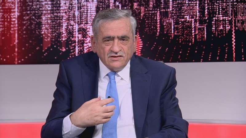وزير الصحة لـ"سرايا": لا يوجد حتى الآن مايشير إلى أن "السلالة الجنوب أفريقية" ذات أعراض مختلفة أو لاتستجيب للقاح