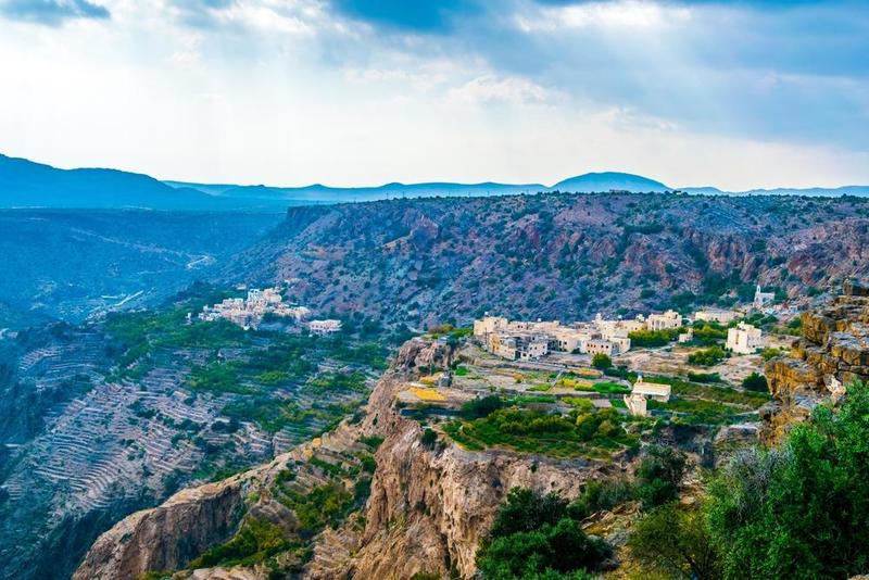 أهم الأنشطة السياحية والمغامرات في سلطنة عُمان  .. صور