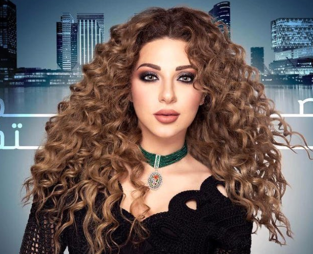 بالصور .. لهذا السبب بكيت مريام فارس بحرقة على المسرح 