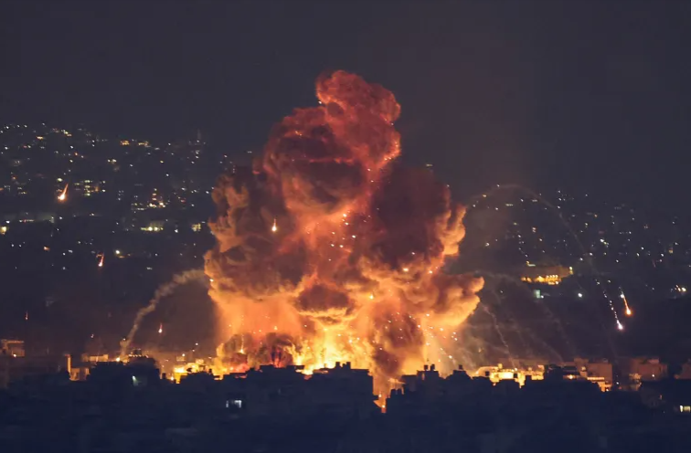 8 شهداء إثر غارة إسرائيلية على الرملة البيضاء في بيروت