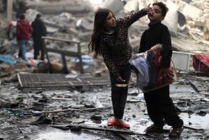 37 طفلا في غزة يفقدون أمهاتهم كل يوم