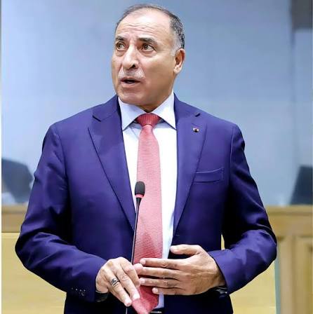 النائب عمر بني خالد لرئيس المجلس: "والله خنقني هالموس يا باشا بالعه على الحدين"