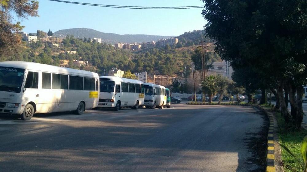 شكاوى من تعقيدات ورسوم ترخيص حافلات النقل العام  ..  فيديو