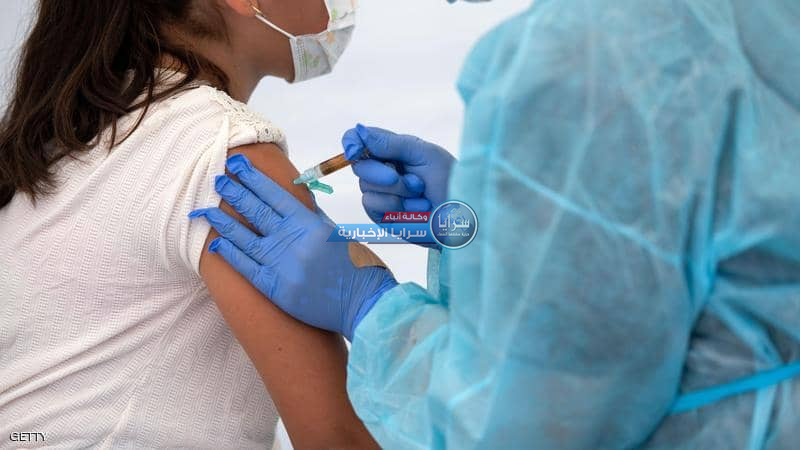 "الأوبئة": يجب إعادة تنظيم التطعيم ضد كورونا و إدخال جميع الفئات العمرية