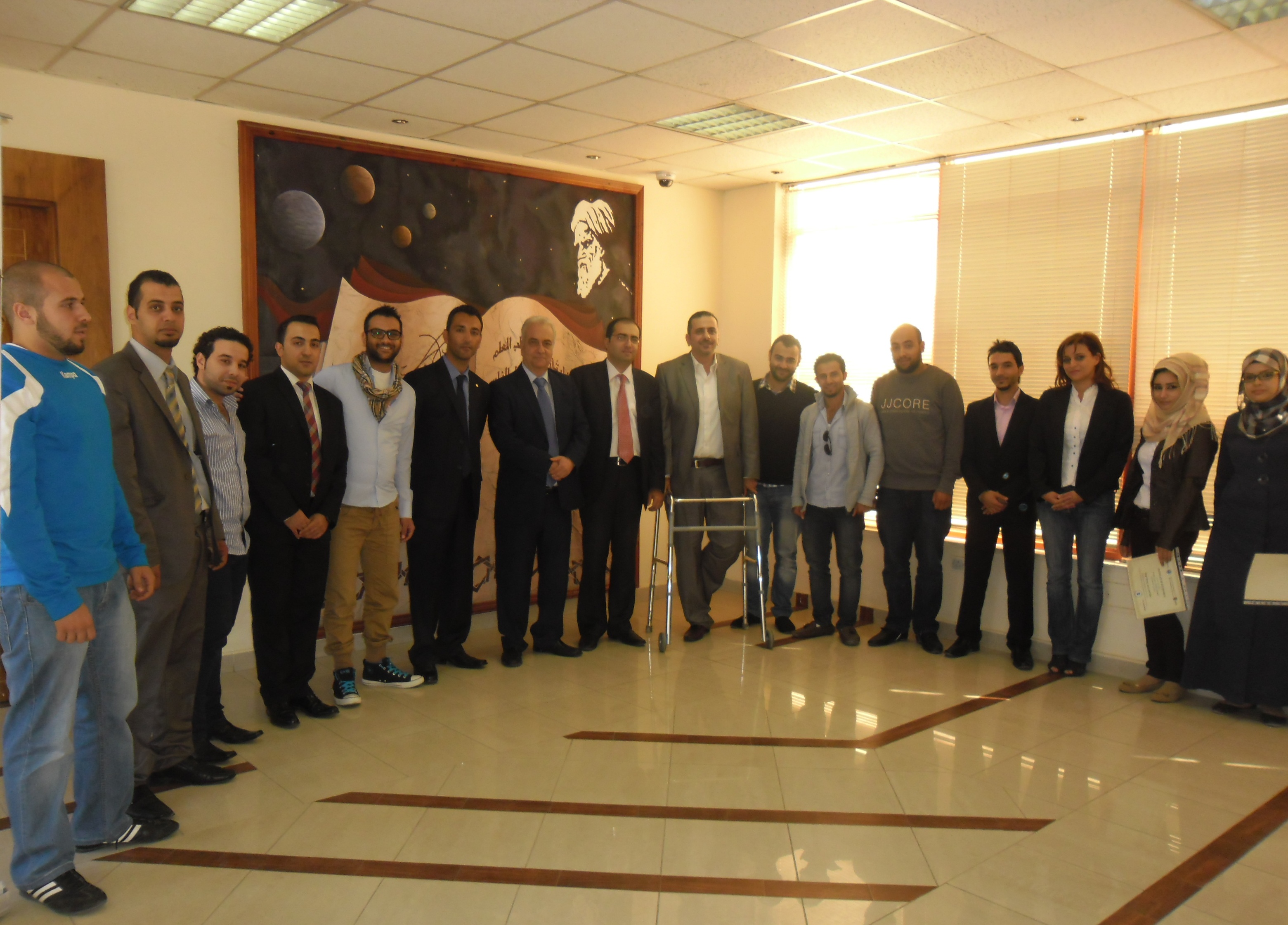  جامعة العلوم التطبيقية الخاصة تخرج الفوج الأول من طلبة دورات المحاسبة بالتعاون مع مجتمع طلال أبو غزالة للمعرفة