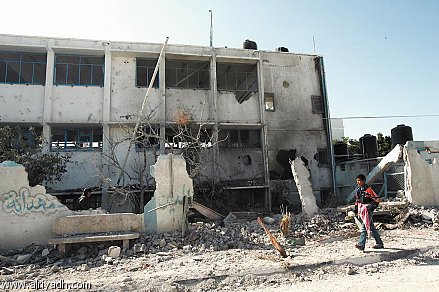 مجزرة جديدة:أكثر من 20 شهيدا و150 جريحا بإستهداف مدرسة في غزة