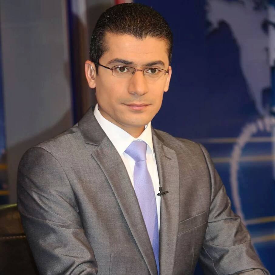 قراءة بين السطور  