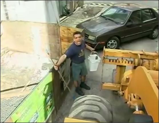 الكاميرا الخفيه