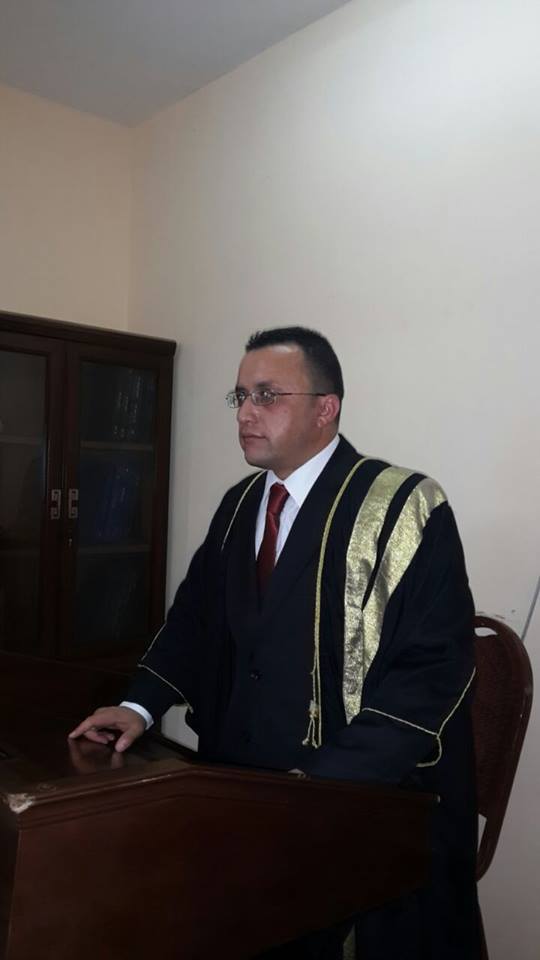 الماجستير بالقانون المدني للمحامي" محمد عبيدات"
