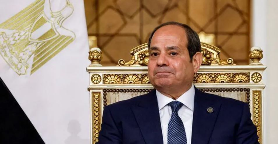 برلماني مصري يطالب السيسي بتعديل الدستور والبقاء في الحكم 