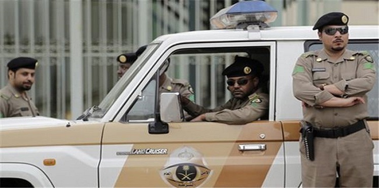 ضبط سعودي في “خلوة غير شرعية” مع سيدة أفريقية