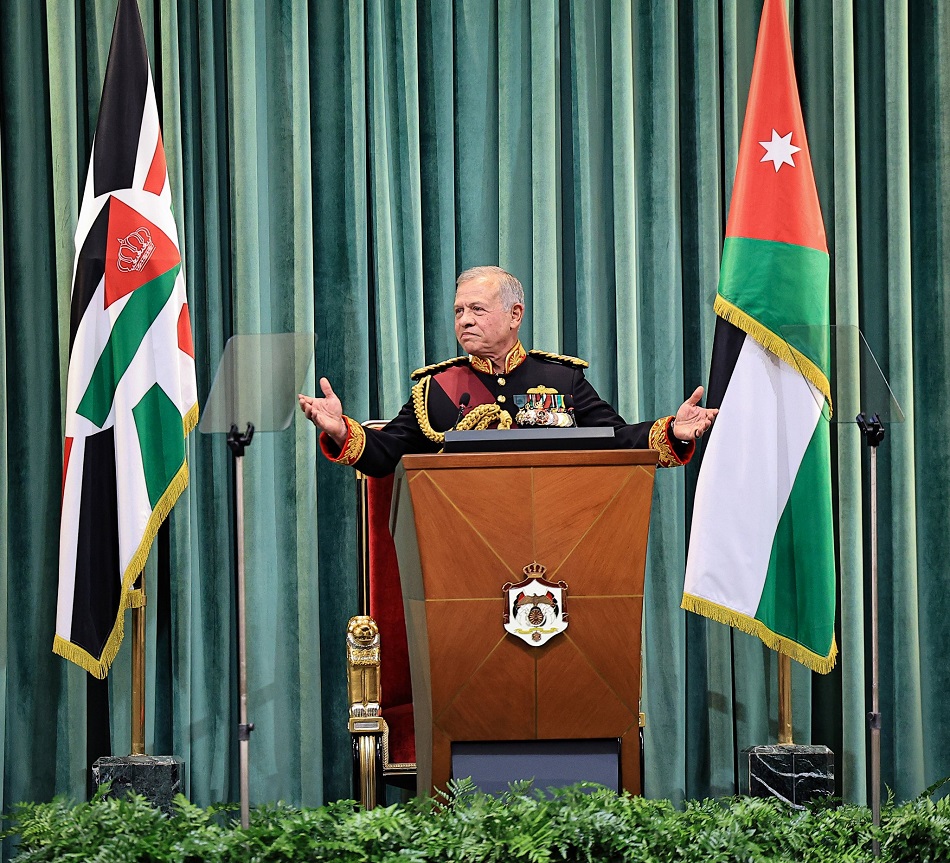  عبدالله عويضه يكتب: ملك لا يخاف إلا من الله ..  ونحن مطمئنين بحكمه 