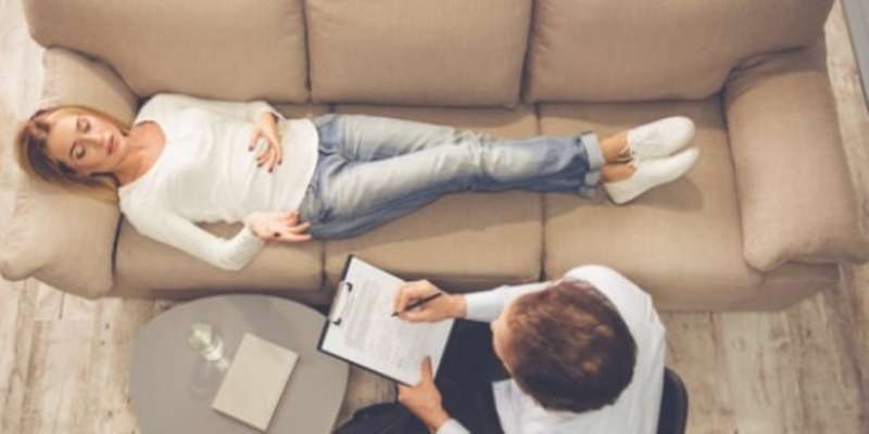  كيف ومتى تعرف أن عليك الذهاب إلى طبيب نفسي؟