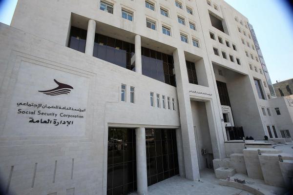 مصدر حكومي: عدم الانتقاص بالحقوق التقاعدية للعسكريين في معدل الضمان