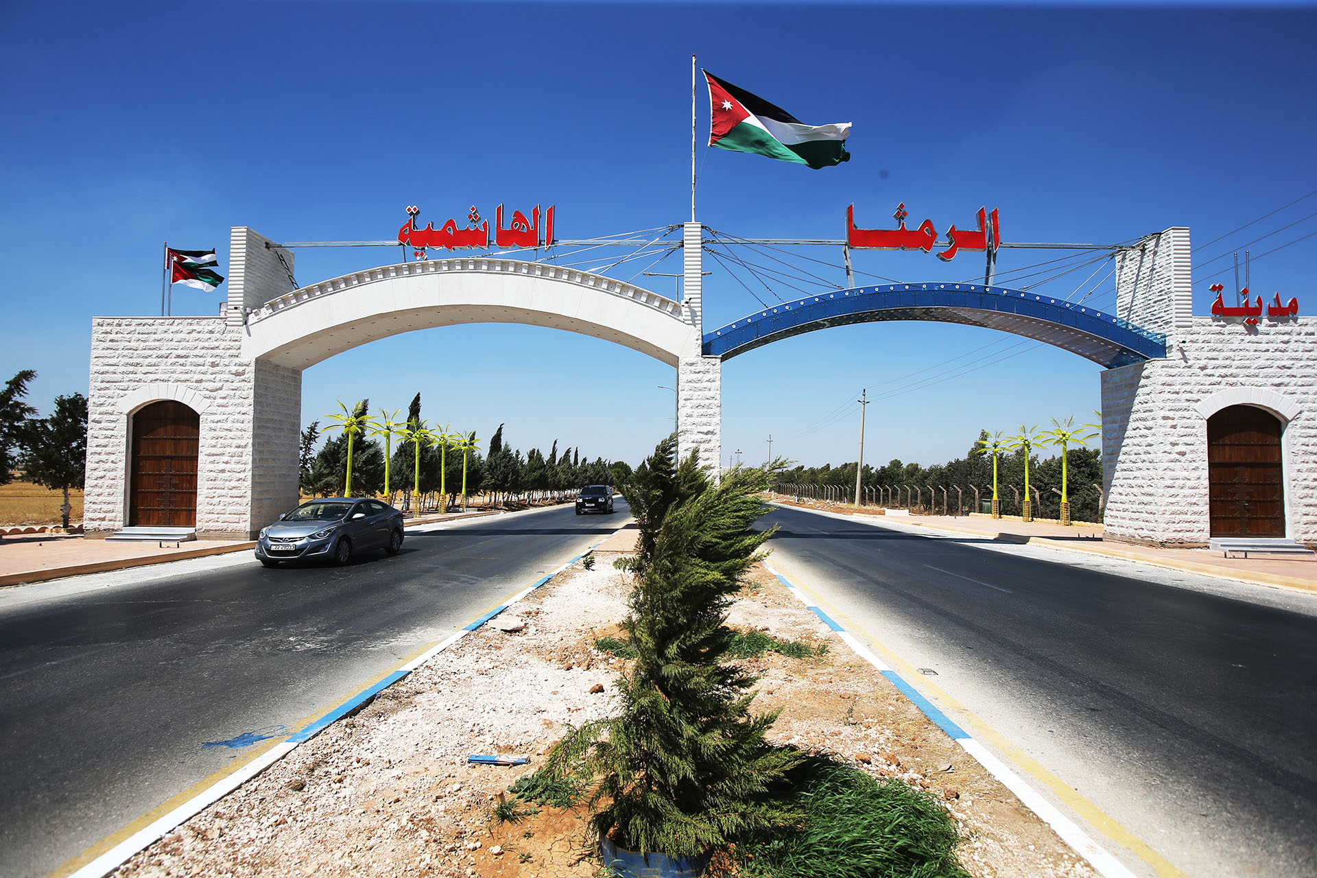 أبناء عشيرة الشيوخ الزعبية في الرمثا: حادثة أيمن الزعبي ضُخّمت ..  ولن نقبل الإساءة لفواز الزعبي - (بيان)