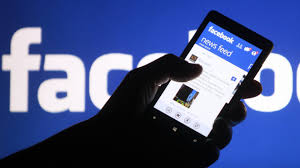 كيف تعرف أن حسابك مخترق على "الفيسبوك"؟ ..  هيئة "الاتصالات" تجيب