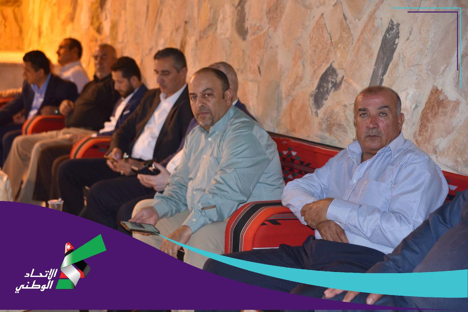 تيار حزب الإتحاد الوطني يلتقي وجهاء البلقاء .. صور