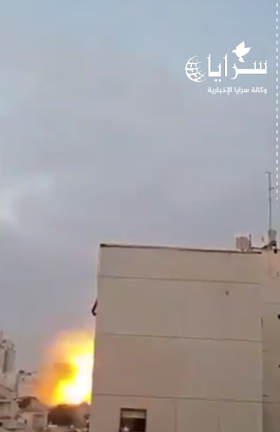 بالفيديو ..  شاهد حجم الدمار الهائل الذي خلفه صاروخ إيراني سقط في بئر السبع 