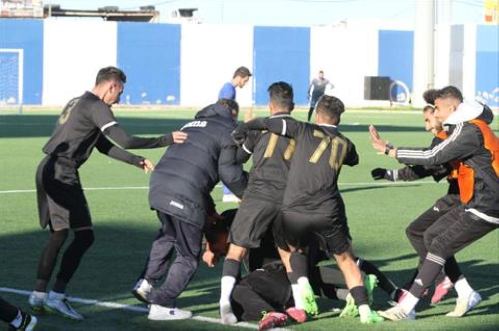 البقعة يصعد إلى "كرة المحترفين"