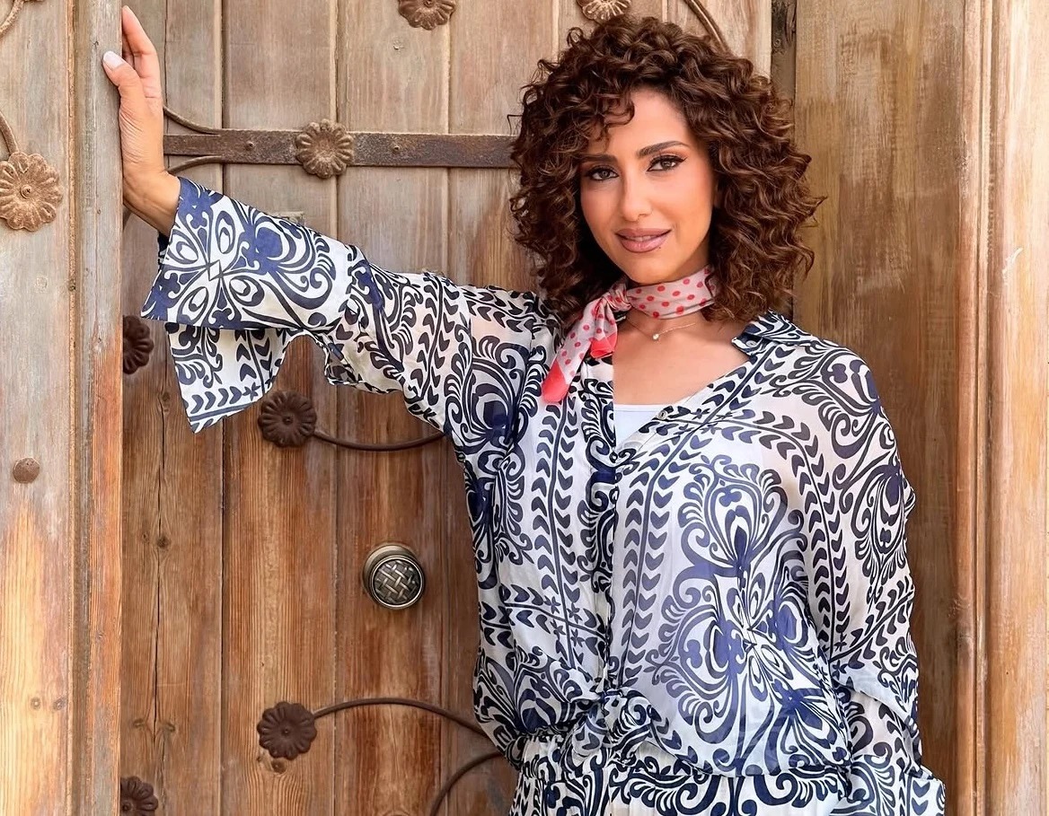 حنان مطاوع باكيةً توجّه رسالة مؤثرة لابنتها أماليا وتكشف أمنيتها لها (فيديو)