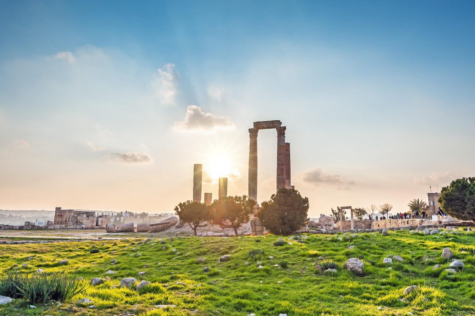 طقس معتدل إلى لطيف في عموم المناطق بأول ايام شهر رمضان المبارك 