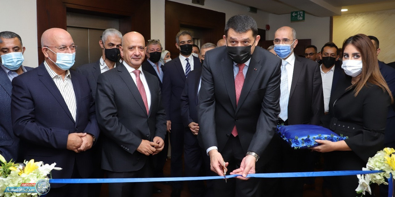 وزير العمل يفتتح مركز هيئات أصحاب العمل بتجارة عمان