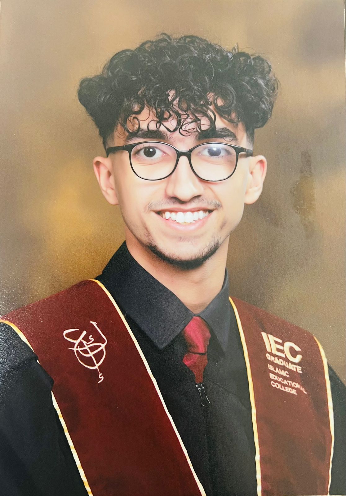 عمرو محمد جبر ..  مبارك النجاح في الثانوية العامة 