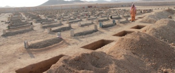  سعودي نبش قبر خاله للبحث عن آيفون 7