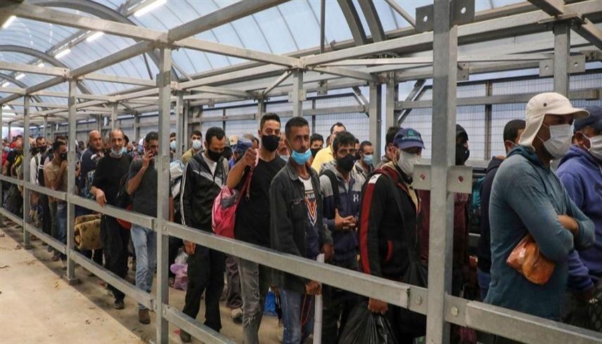 "إسرائيل" تستبدل  5572 عاملاً فلسطينياً  بأجانب 
