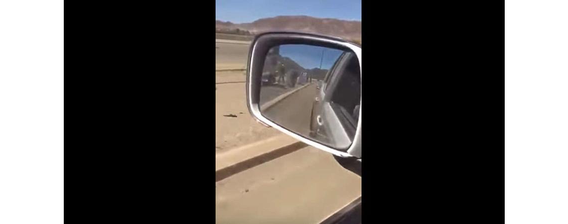 بالفيديو والصور-حادث بالسعودية يشطر سيارة إلى نصفين